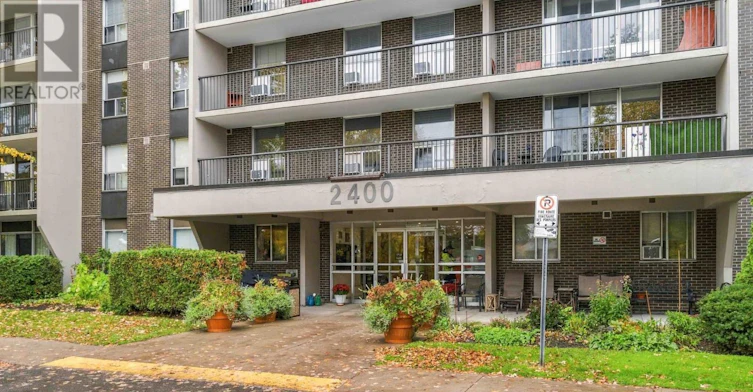 1107-2400 Virginia Drive, Ottawa, ON, K1H 8L3 - 18