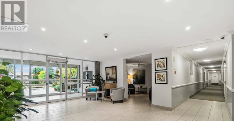 1107-2400 Virginia Drive, Ottawa, ON, K1H 8L3 - 17
