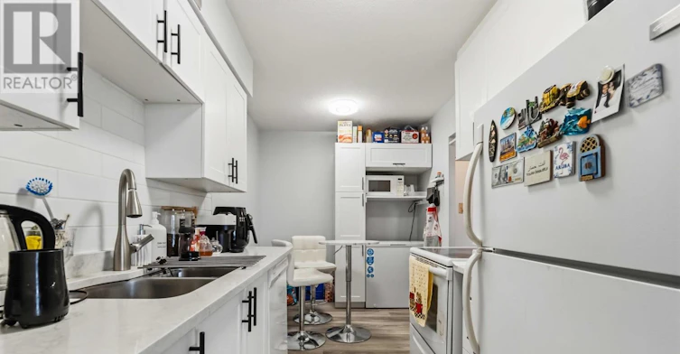 1107-2400 Virginia Drive, Ottawa, ON, K1H 8L3 - 7