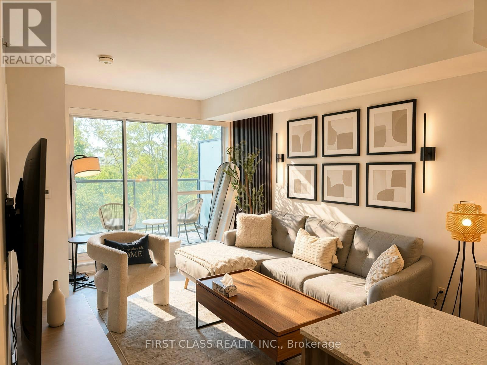 226-31 Tippett Road, Toronto, ON, M3H 0C8 - 7