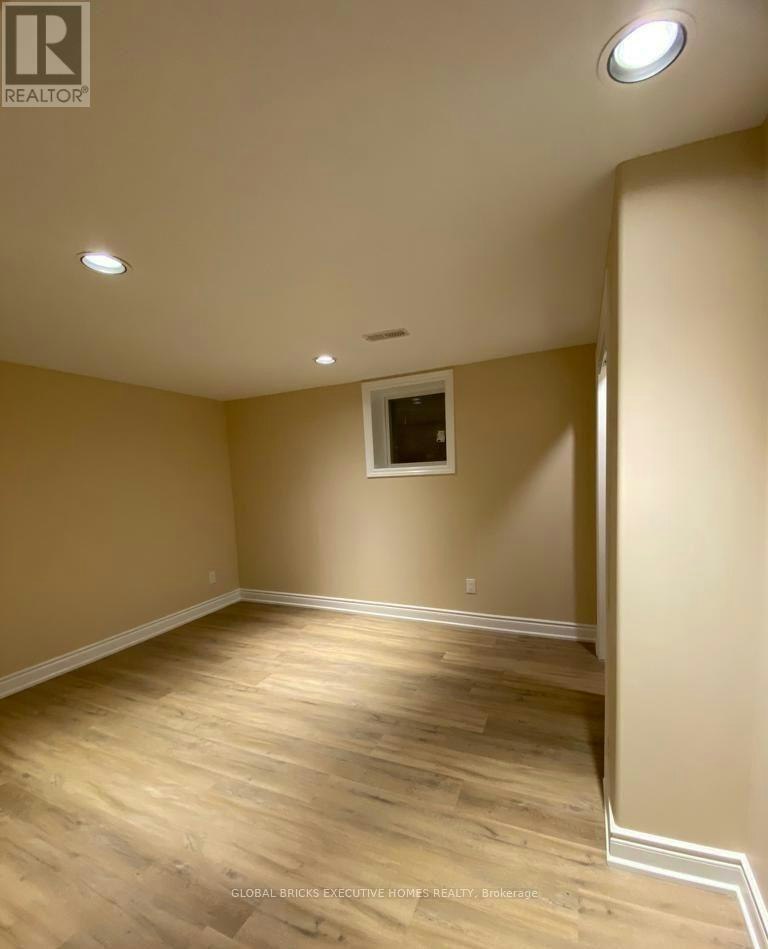LOWER-5825 Fieldon Road, Mississauga, ON, L5M 5K1 - 5