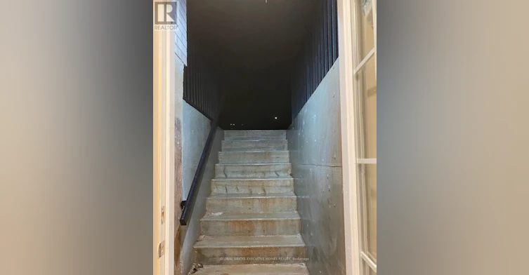 LOWER-5825 Fieldon Road, Mississauga, ON, L5M 5K1 - 10