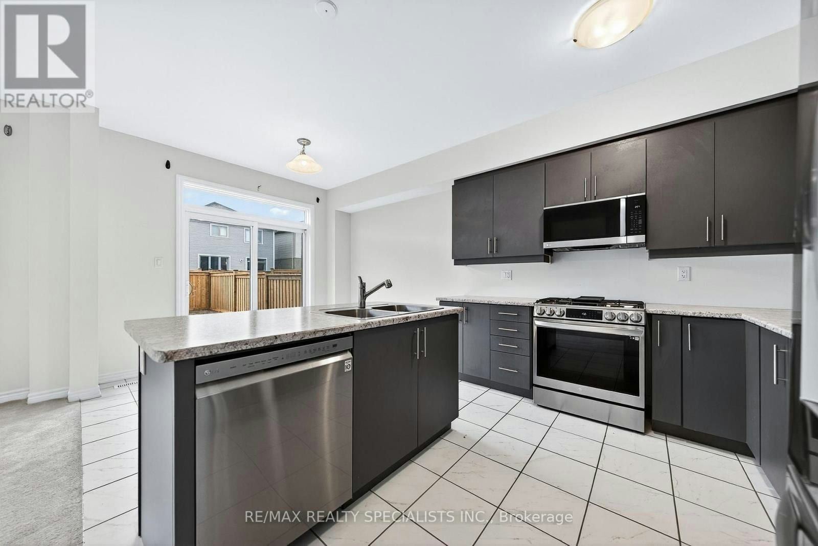 27 Harpin Way W, Centre Wellington, ON, N1M 0H8 - 20