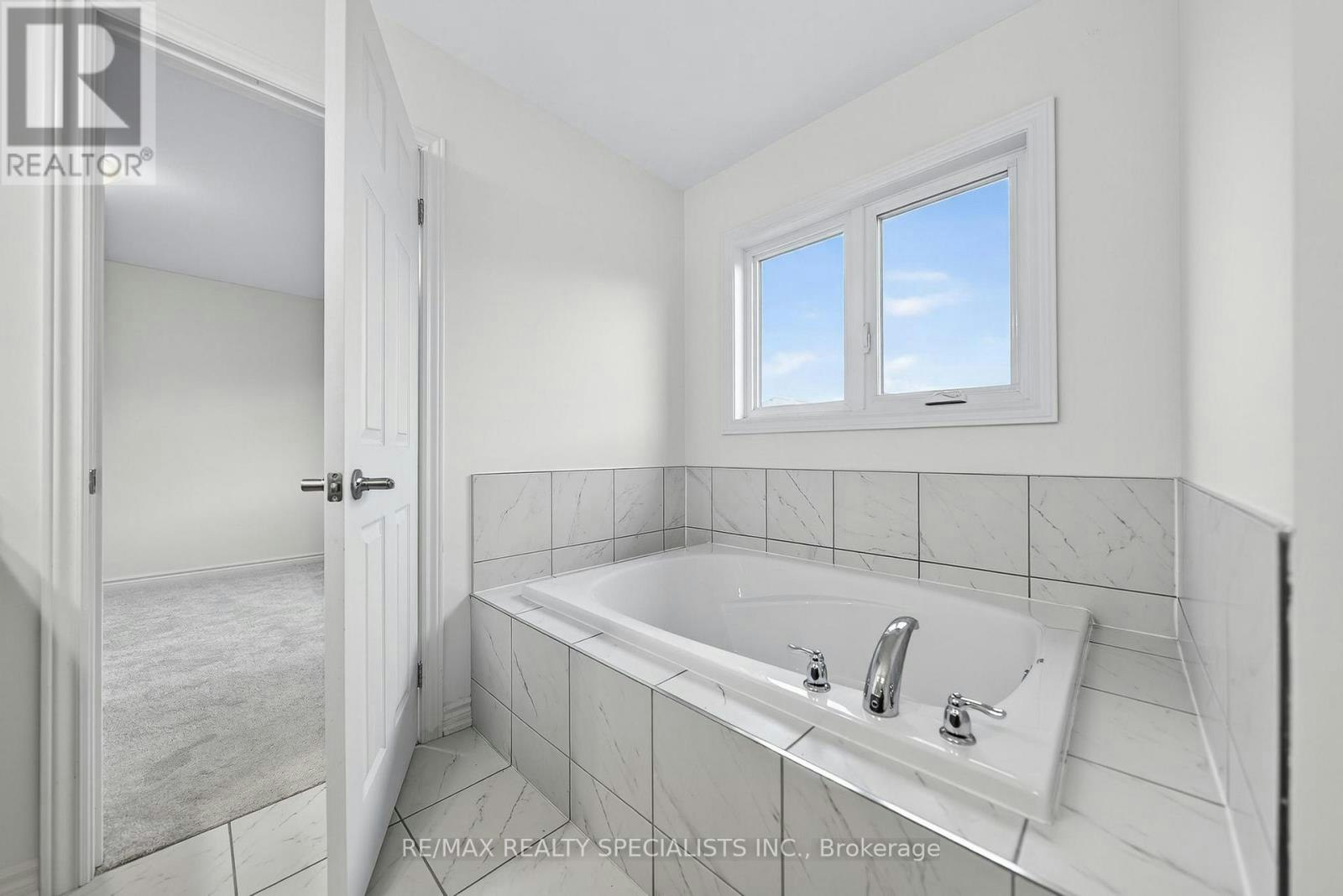 27 Harpin Way W, Centre Wellington, ON, N1M 0H8 - 33