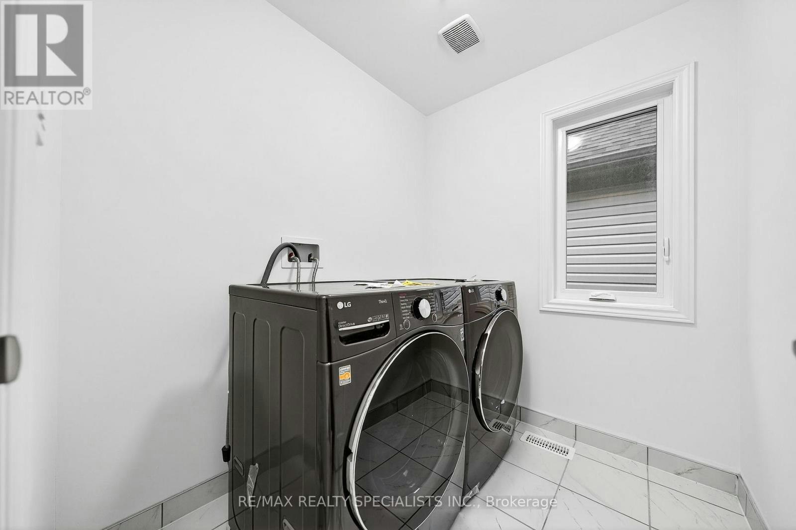 27 Harpin Way W, Centre Wellington, ON, N1M 0H8 - 45