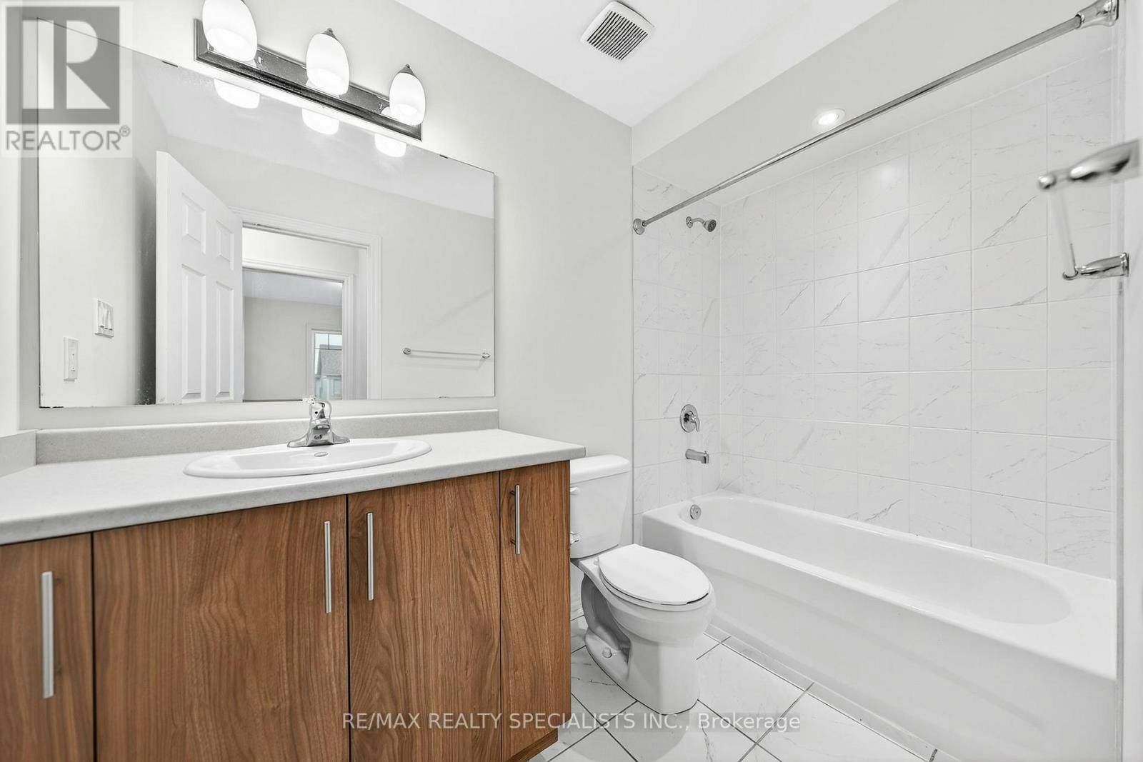 27 Harpin Way W, Centre Wellington, ON, N1M 0H8 - 44