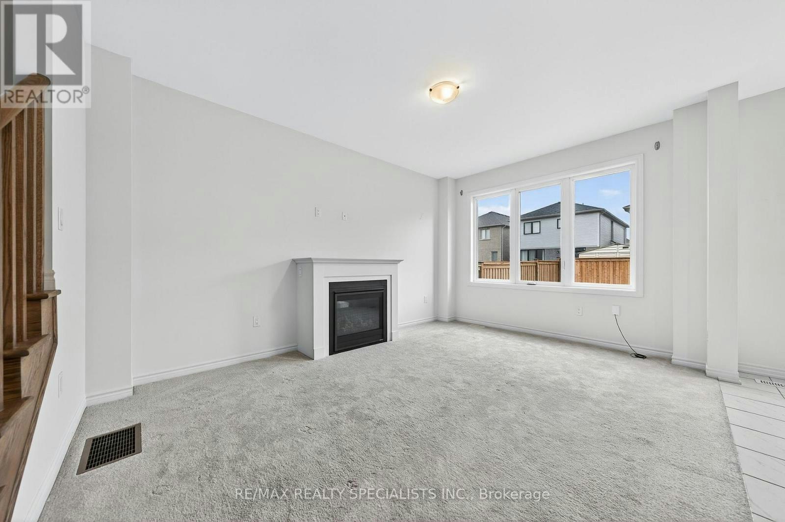 27 Harpin Way W, Centre Wellington, ON, N1M 0H8 - 11