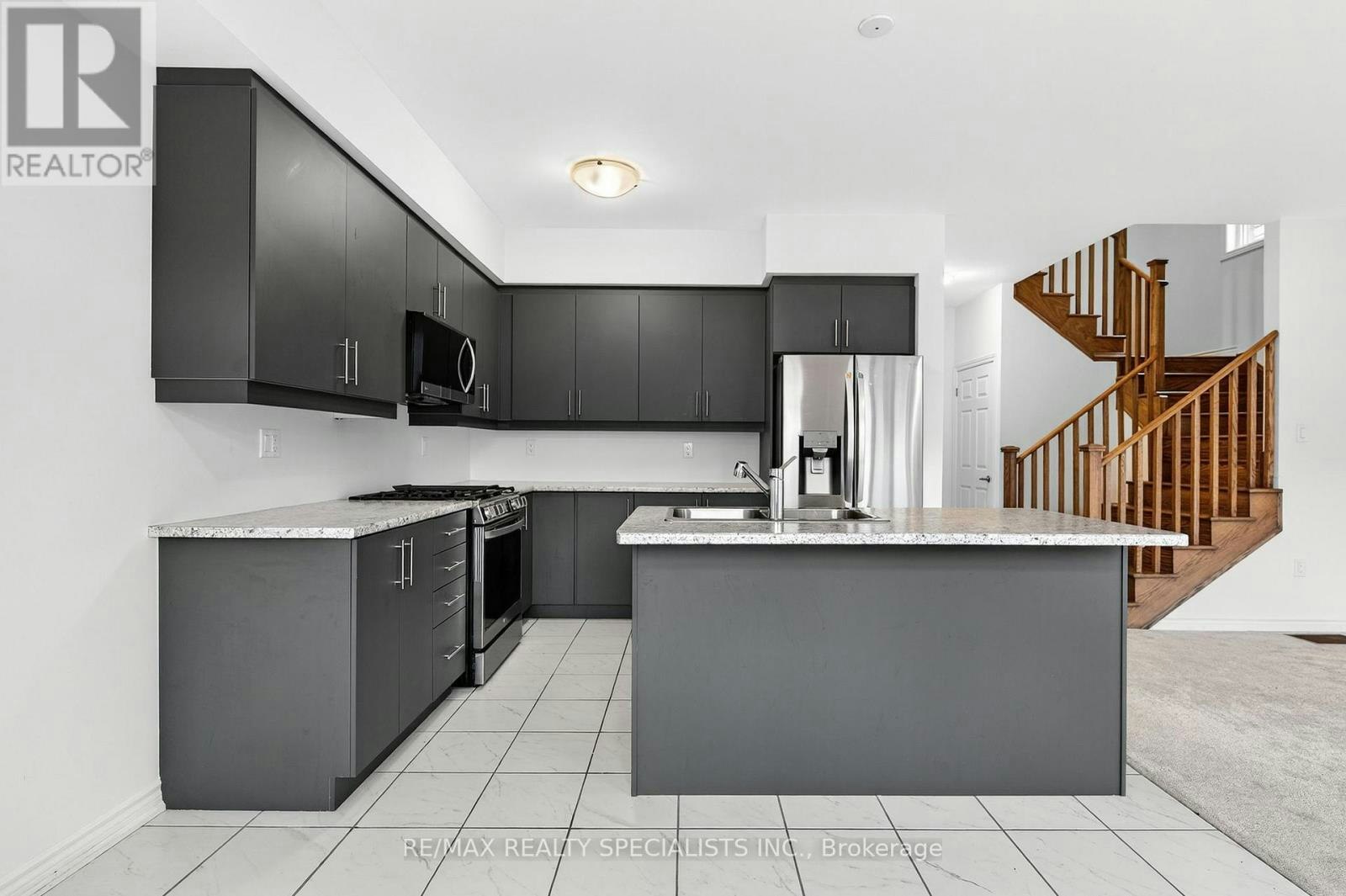 27 Harpin Way W, Centre Wellington, ON, N1M 0H8 - 16