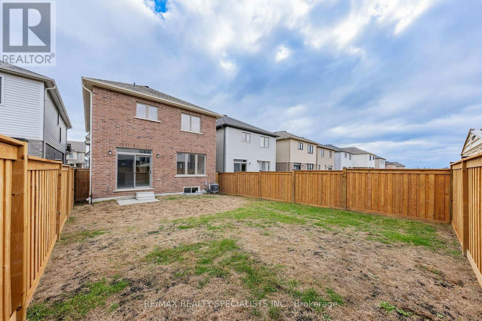 27 Harpin Way W, Centre Wellington, ON, N1M 0H8 - 48