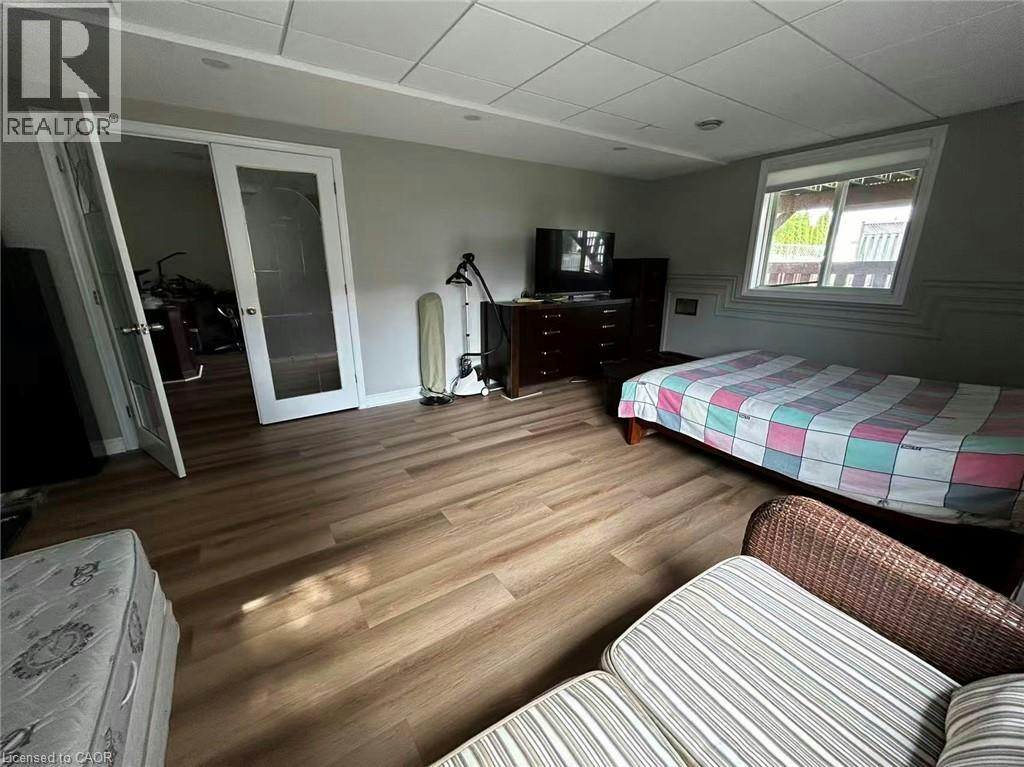 Lower-214 Misty Court, Kitchener, ON, N2B 3V4 - 9