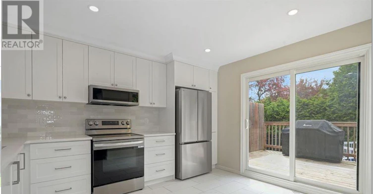 19 Wheeler Street S, Ottawa, ON, K2J 3B8 - 8