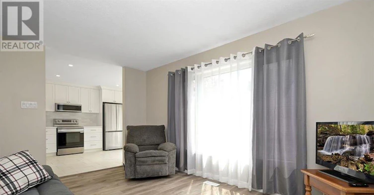 19 Wheeler Street S, Ottawa, ON, K2J 3B8 - 12