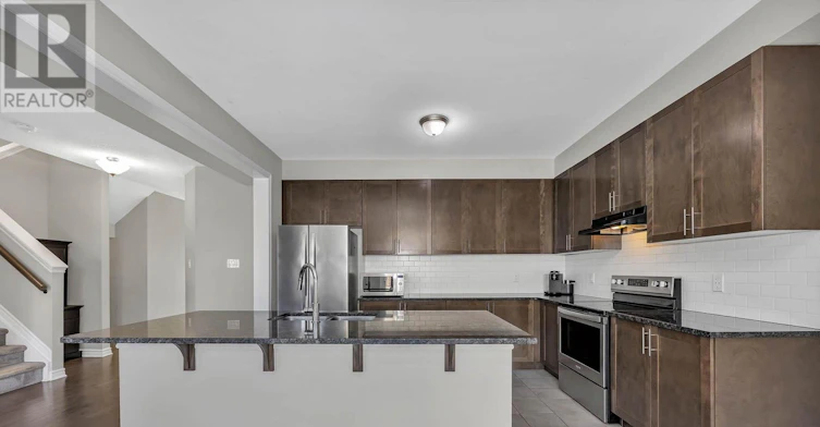 3209 Harvester Crescent, Kemptville, ON, K0G 1J0 - 12