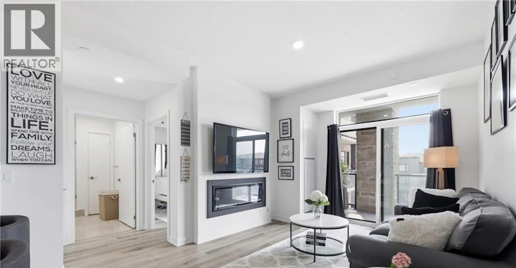301-600 Service Road NORTH, Hamilton, ON, L8E 0L2