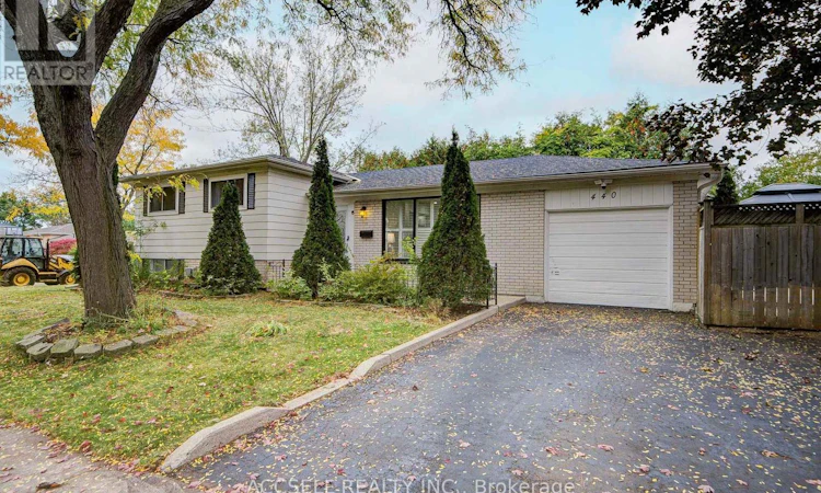 440 Sunset Drive
