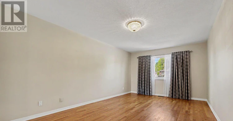 1144 Ambercrest Street, Ottawa, ON, K1J 1A9 - 8