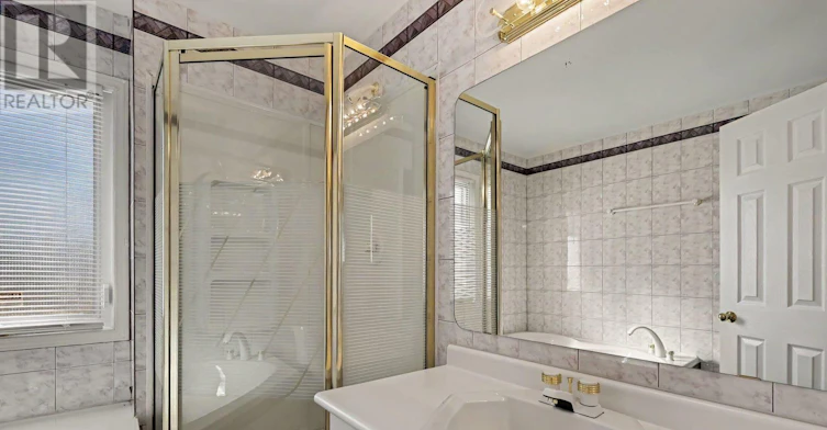 1144 Ambercrest Street, Ottawa, ON, K1J 1A9 - 9