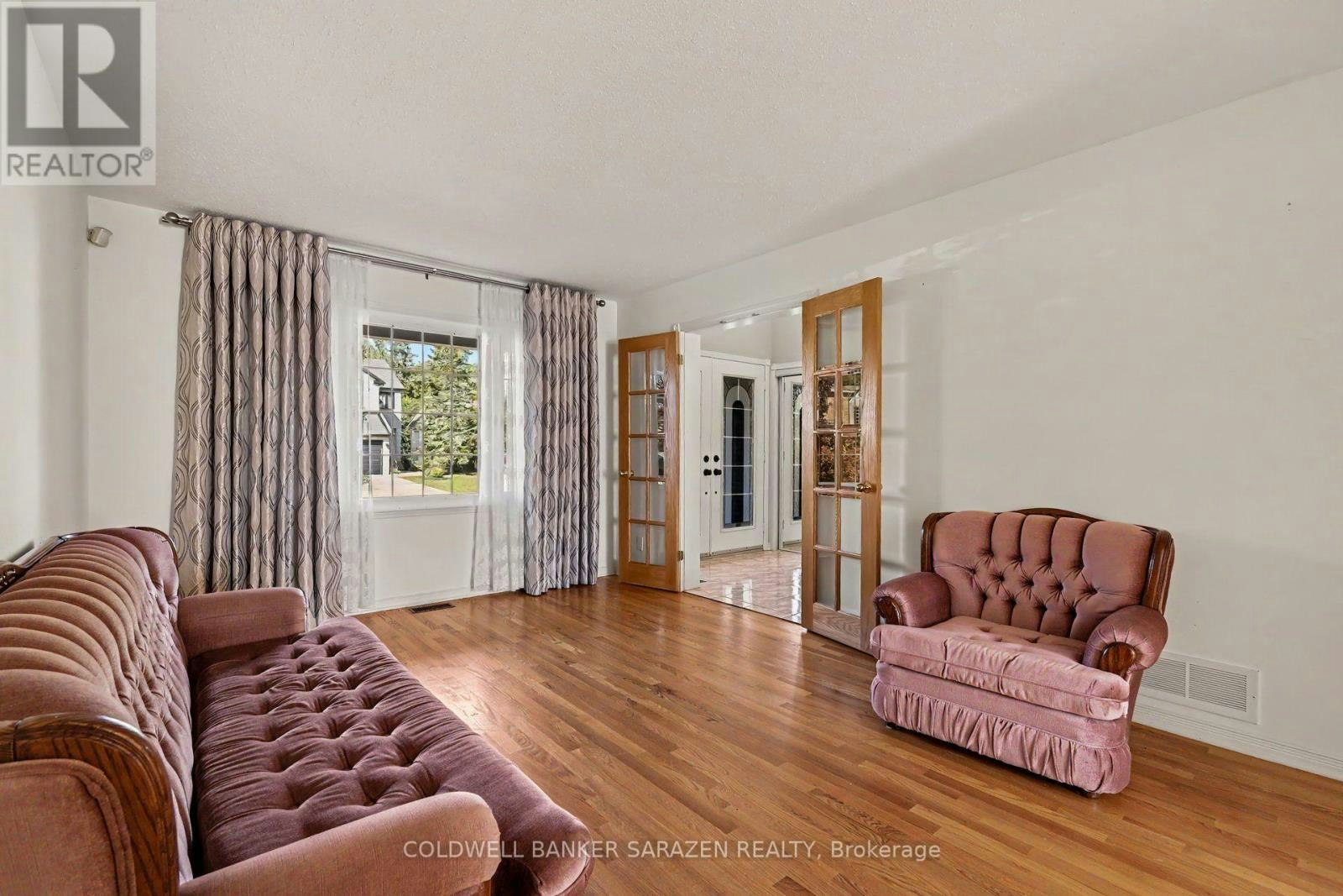 1144 Ambercrest Street, Ottawa, ON, K1J 1A9 - 3