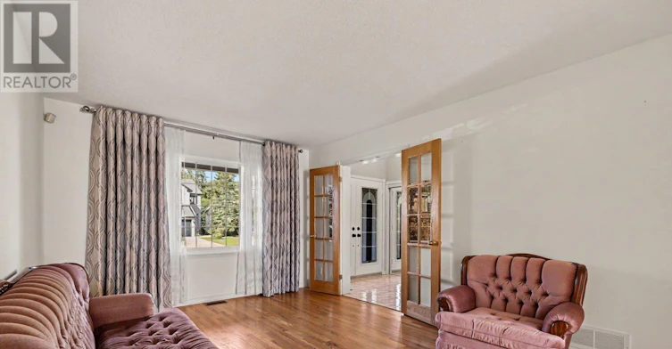 1144 Ambercrest Street, Ottawa, ON, K1J 1A9 - 3