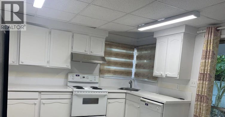 Upper/Downstair-8540 Rosemary Avenue, Richmond, BC, V7A 2K9 - 15