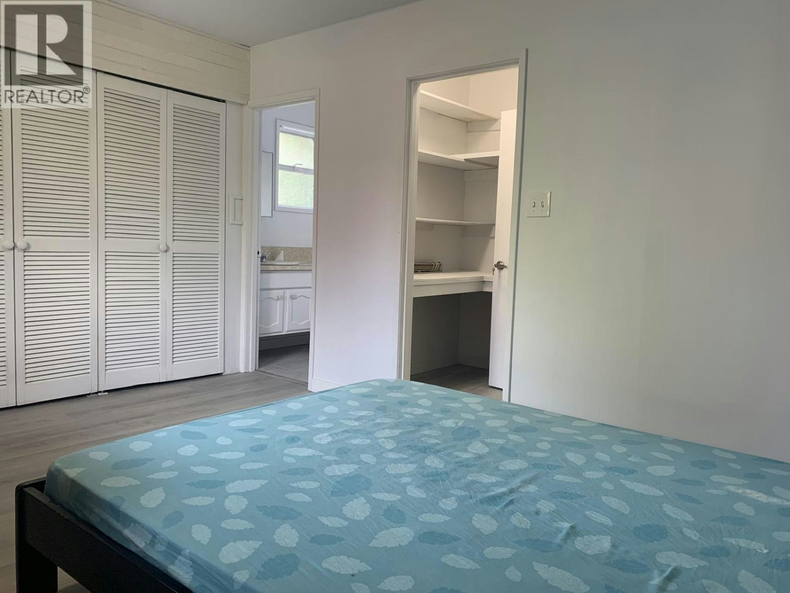 Upper/Downstair-8540 Rosemary Avenue, Richmond, BC, V7A 2K9 - 11