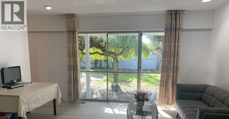 Upper/Downstair-8540 Rosemary Avenue, Richmond, BC, V7A 2K9 - 7