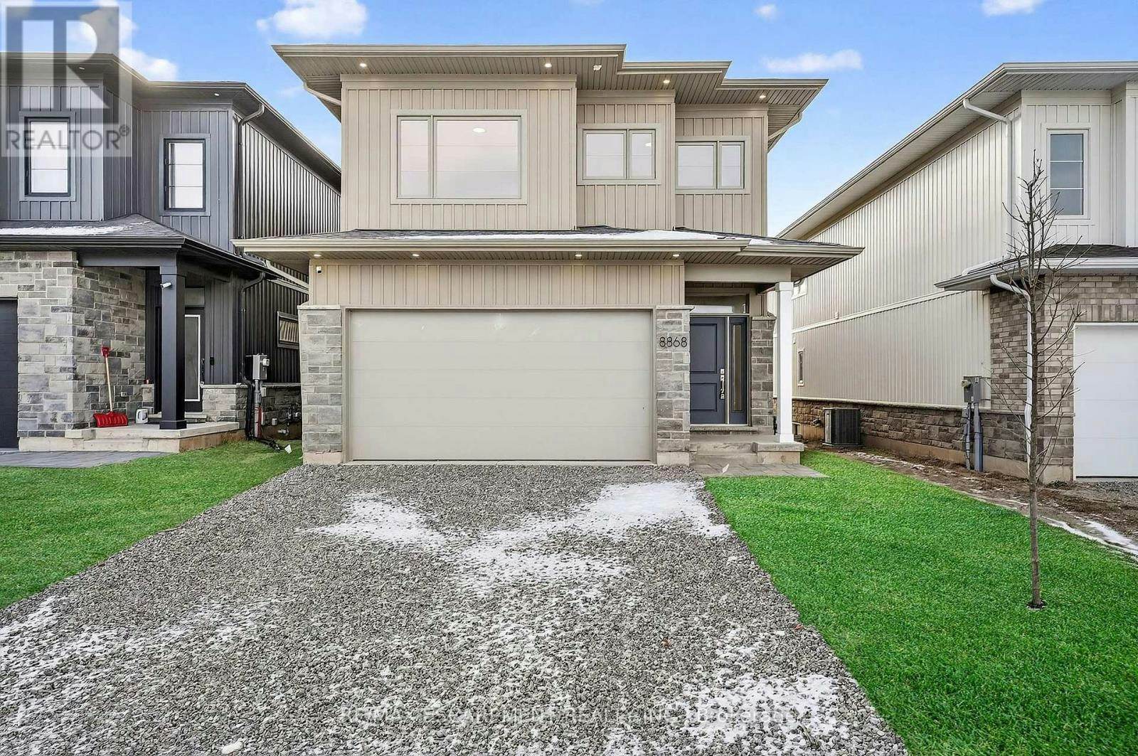 8868 Angie Drive, Niagara Falls, ON, L2H 3W8