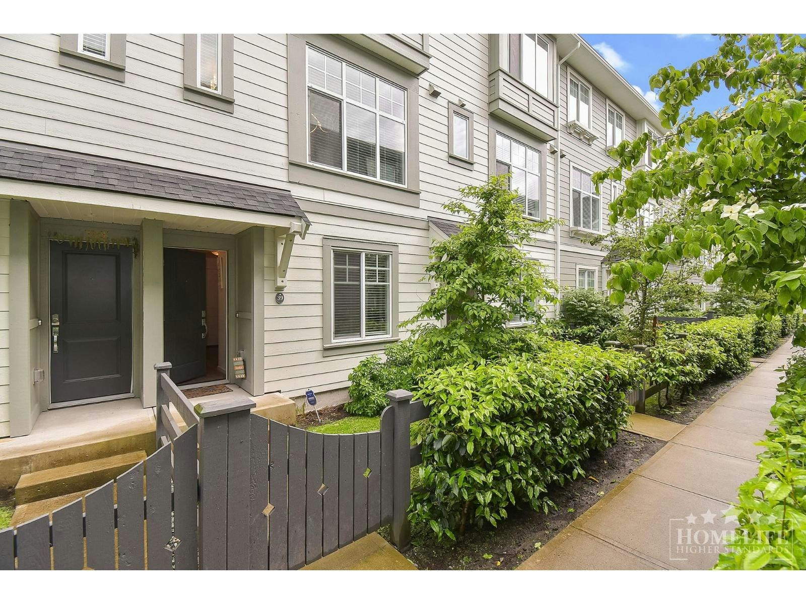 39-15850 85 Avenue, Surrey, BC, V4N 6W2