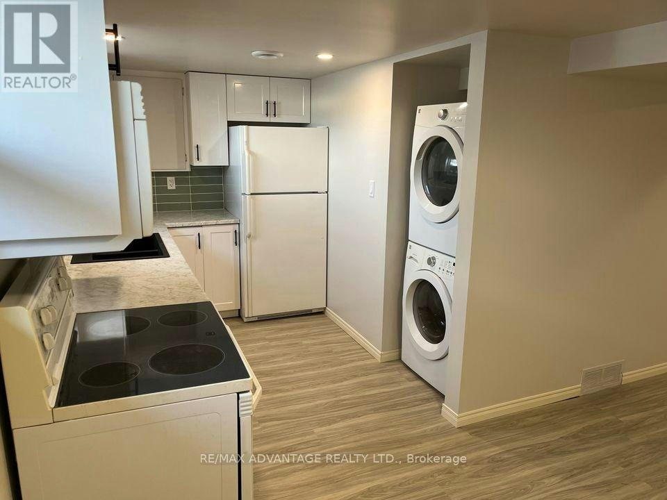 LOWER-143 Downing Crescent, London, ON, N6C 3C7 - 2