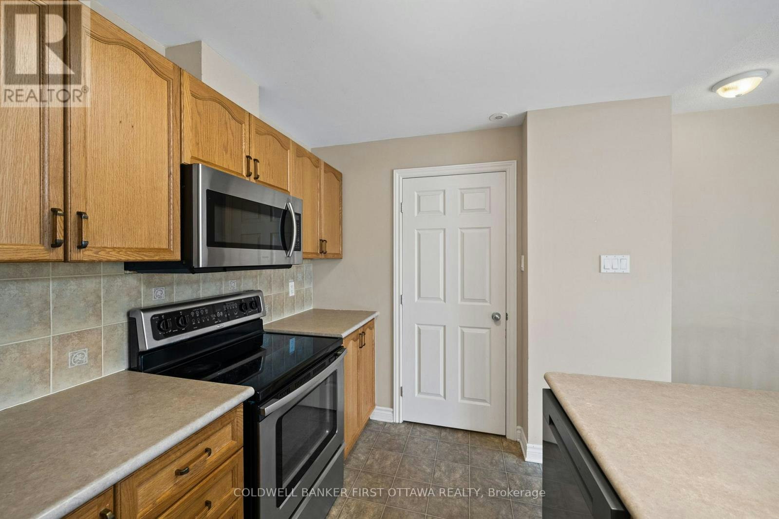 F-143 Oldfield Street, Ottawa, ON, K2G 7C7 - 19