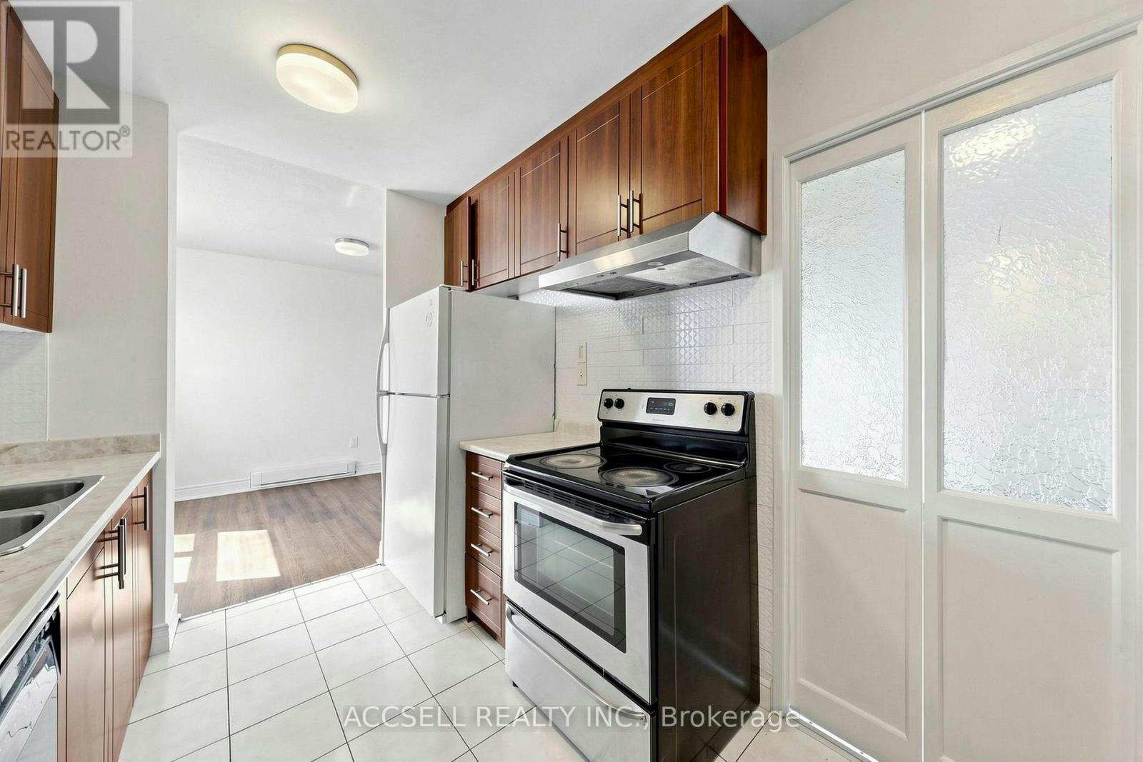901-855 Kennedy Road, Toronto, ON, M1K 2E3 - 13