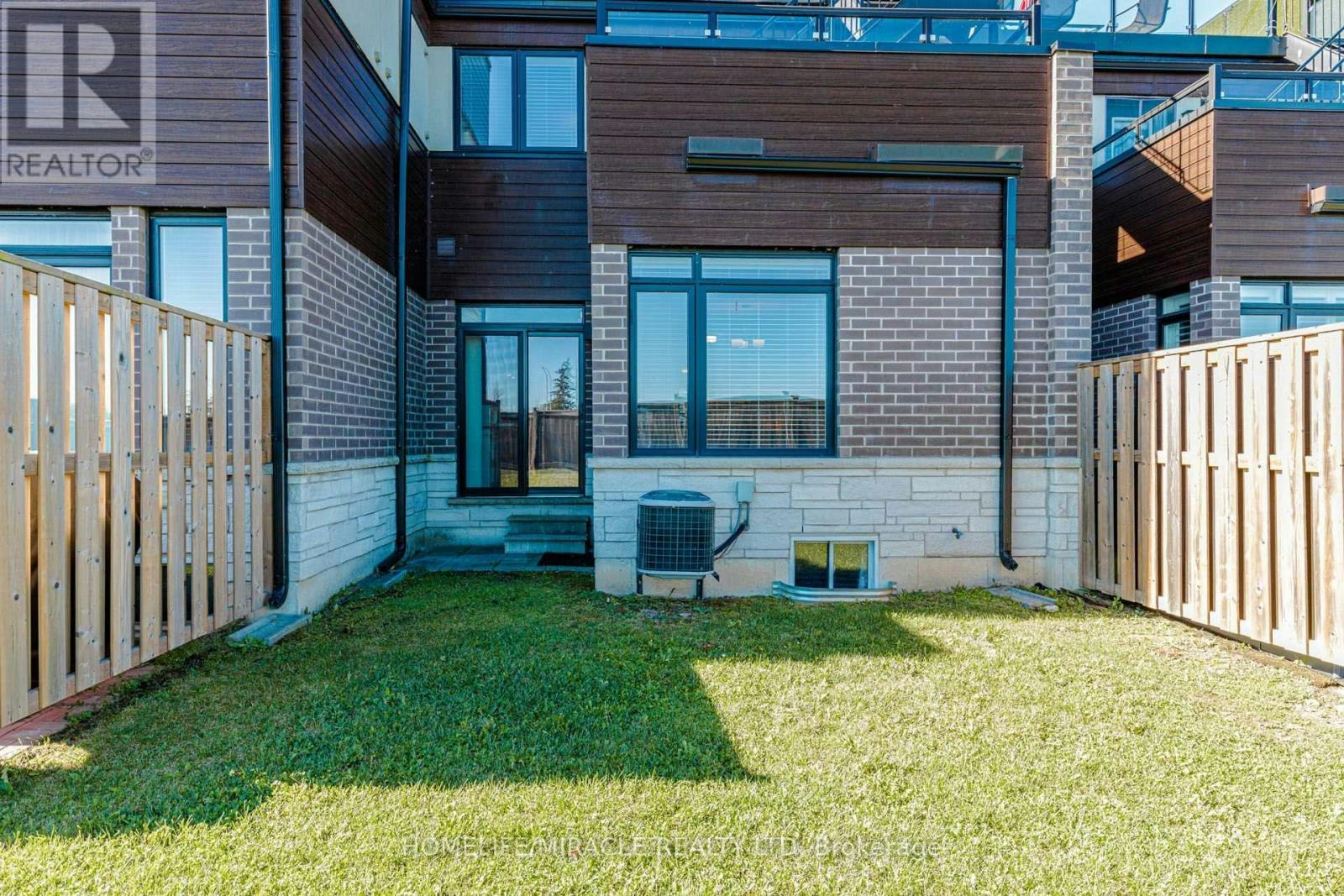 19-35 Midhurst Heights, Hamilton, ON, L8J 0K9 - 6