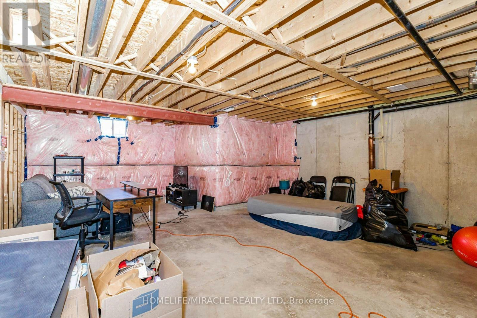 19-35 Midhurst Heights, Hamilton, ON, L8J 0K9 - 40