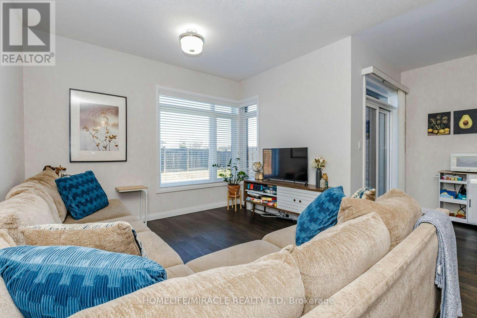 19-35 Midhurst Heights, Hamilton, ON, L8J 0K9 - 16
