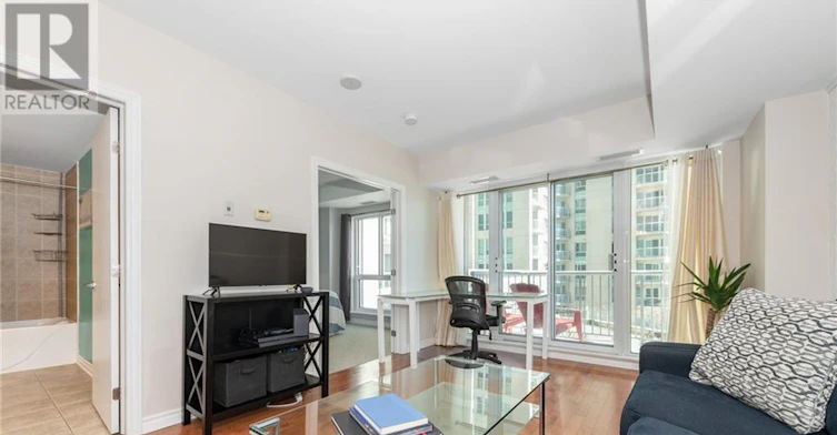 410-200 Rideau Street, Ottawa, ON, K1N 5Y1 - 5