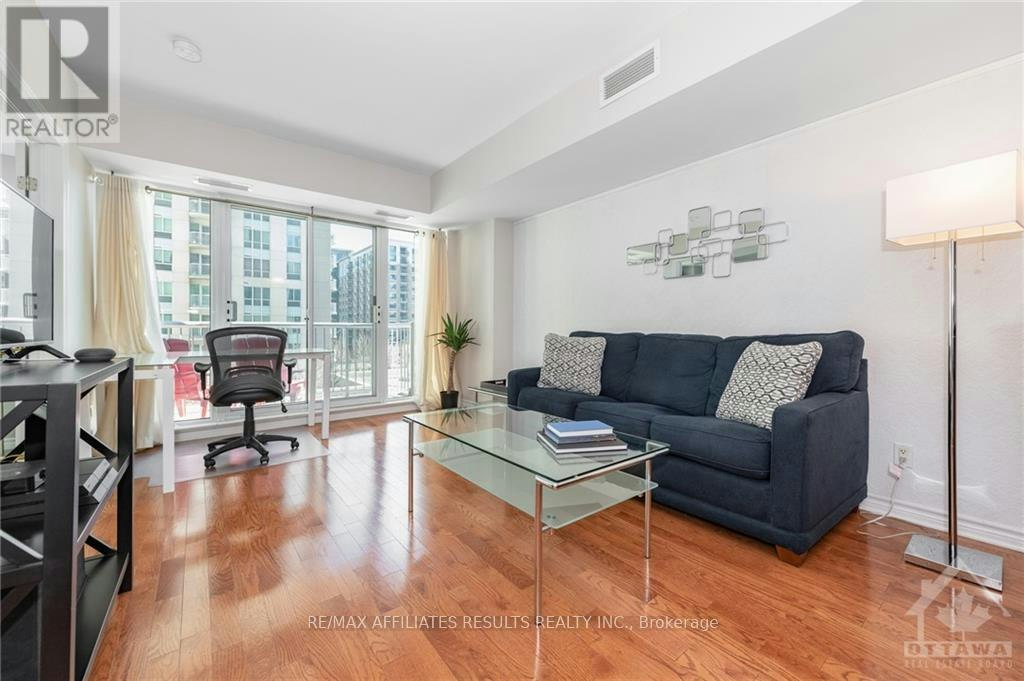 410-200 Rideau Street, Ottawa, ON, K1N 5Y1 - 4