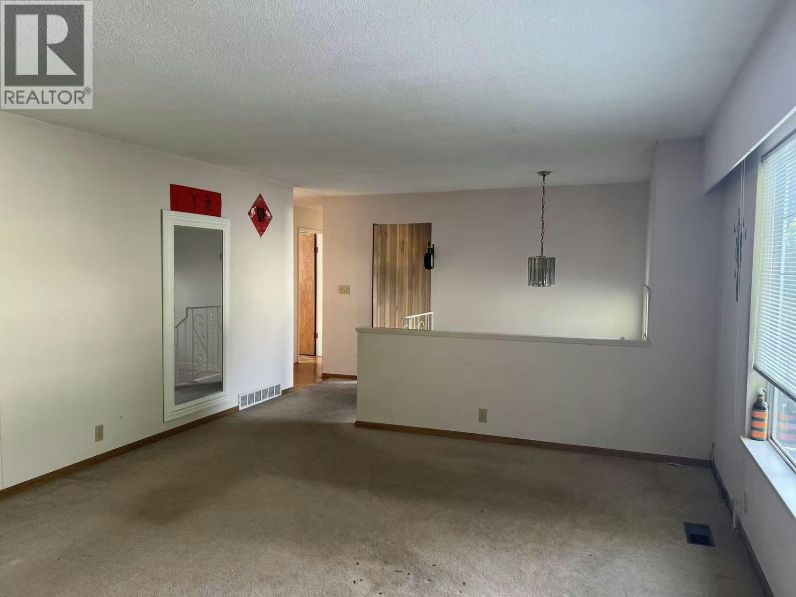 9040 Glenallan Gate, Richmond, BC, V7A 1Z3 - 13