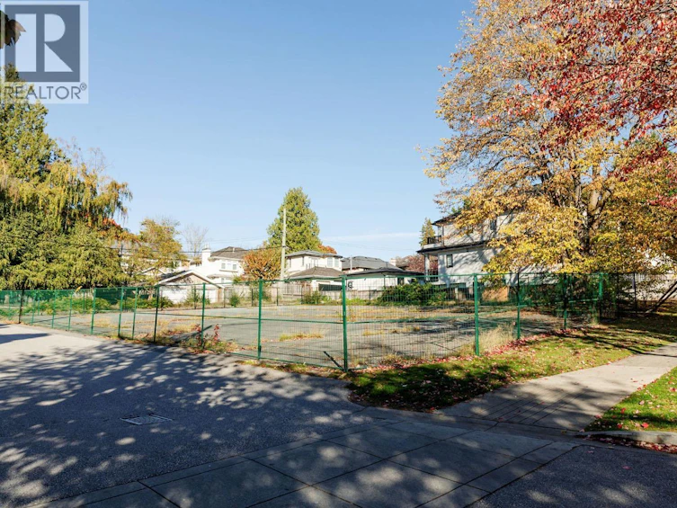 3581 W 30th Avenue, Vancouver, BC, V6S 1W5 - 5