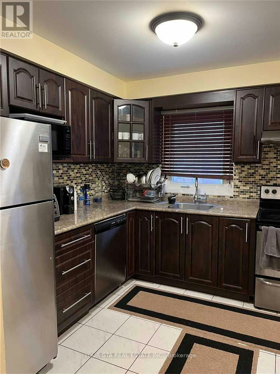 20 Luminous Court, Brampton, ON, L6Z 2B3 - 4