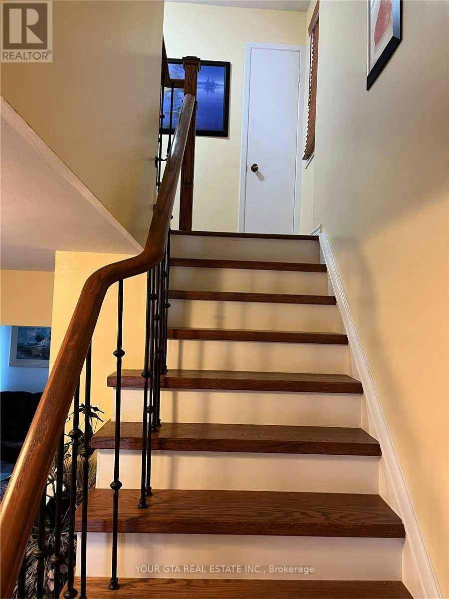 20 Luminous Court, Brampton, ON, L6Z 2B3 - 18