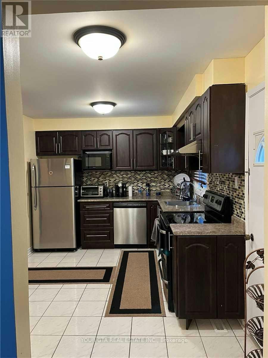 20 Luminous Court, Brampton, ON, L6Z 2B3 - 3