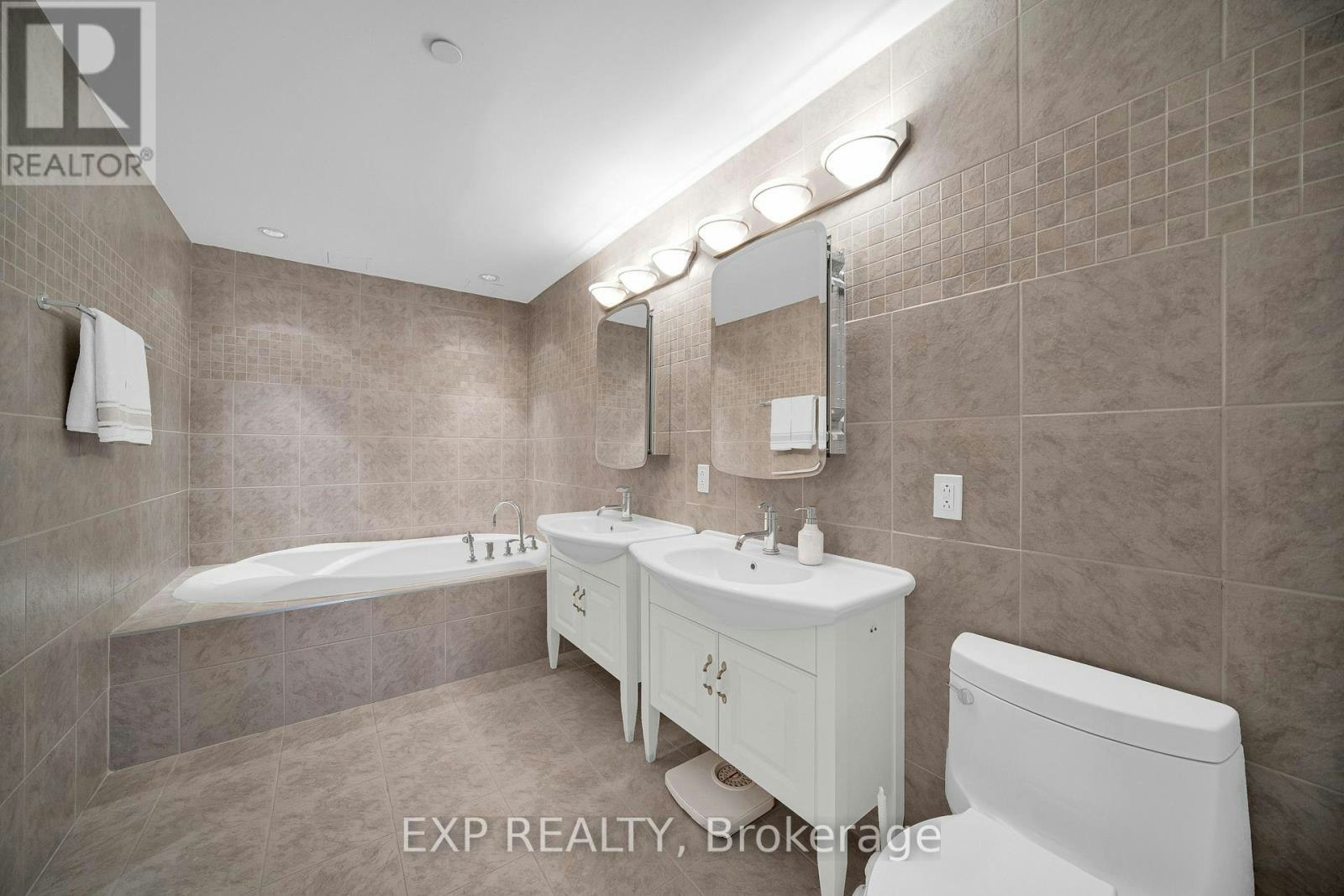 1103-90 George Street, Ottawa, ON, K1N 0A8 - 23