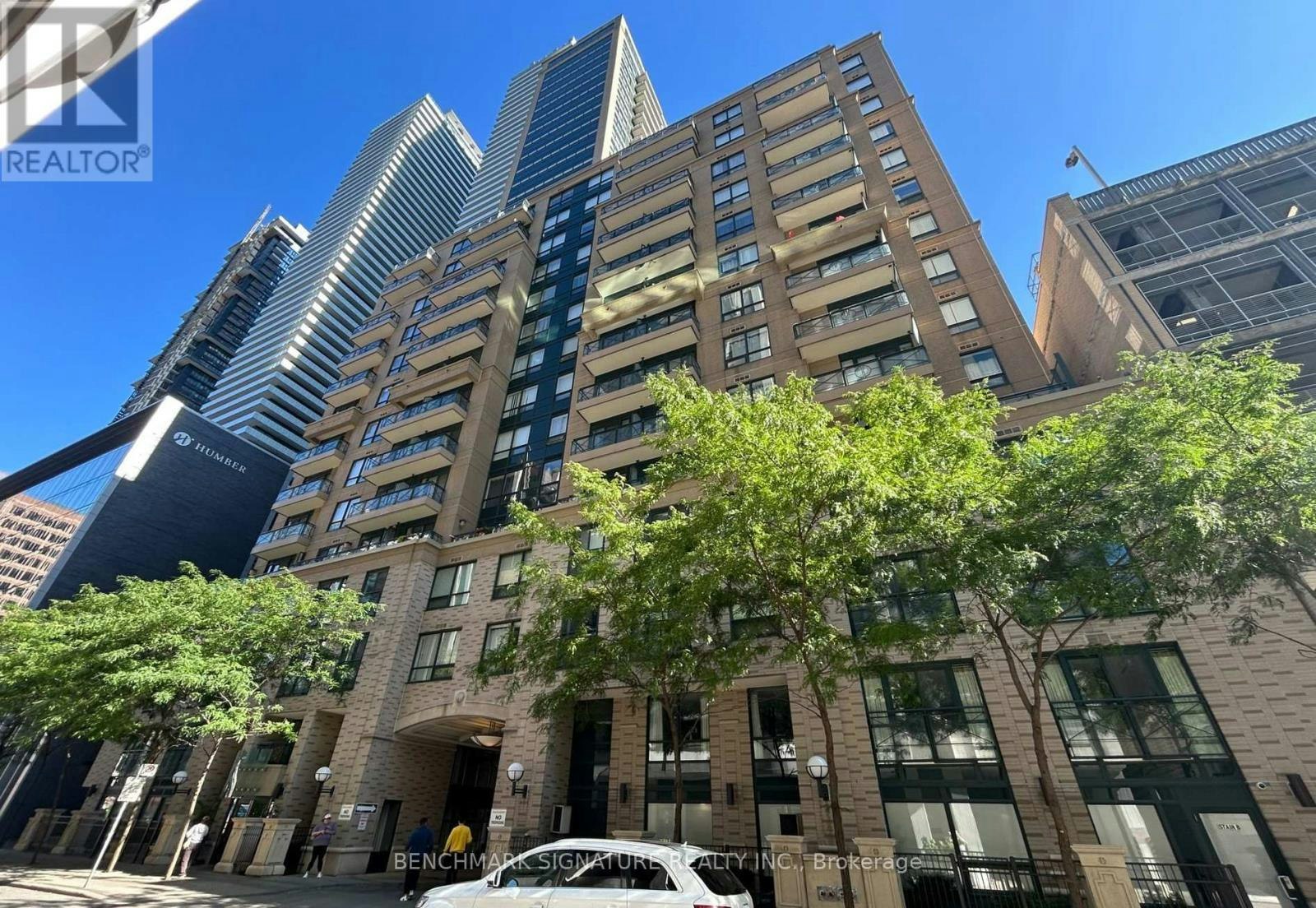 503-35 Hayden Street, Toronto, ON, M4Y 3C3