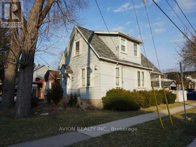 3095 Peter Street, Windsor, ON, N9C 1H2