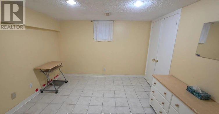 LOWER-82 Caines Avenue, Toronto, ON, M2R 2L3 - 8