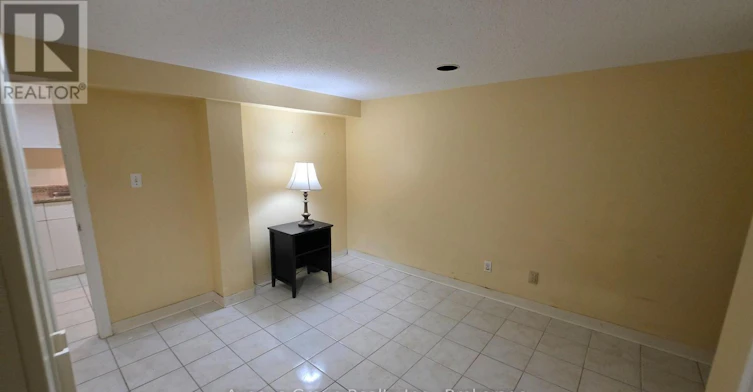 LOWER-82 Caines Avenue, Toronto, ON, M2R 2L3 - 6