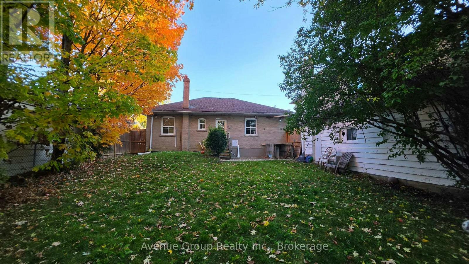 LOWER-82 Caines Avenue, Toronto, ON, M2R 2L3 - 12