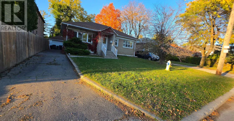 LOWER-82 Caines Avenue, Toronto, ON, M2R 2L3 - 2