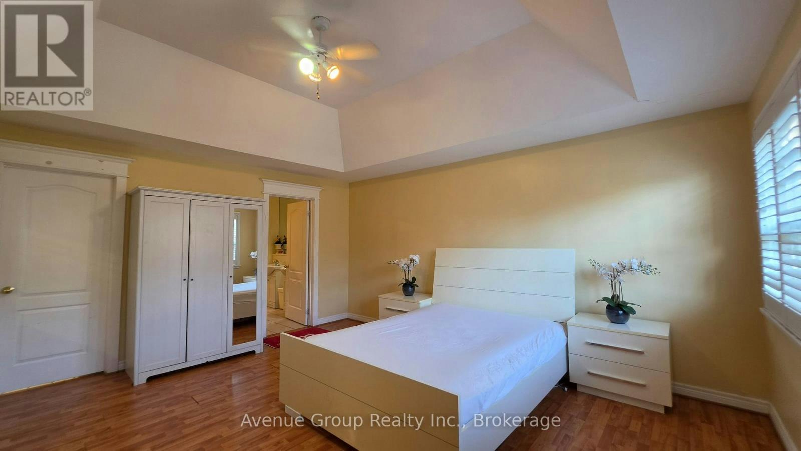 MAIN-82 Caines Avenue, Toronto, ON, M2R 2L3 - 11