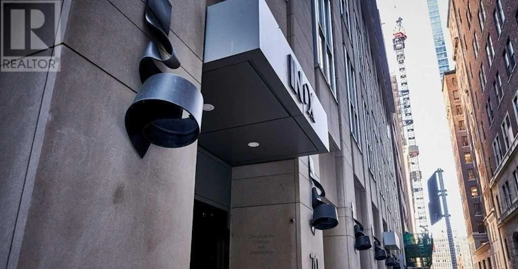 1707-70 Temperance Street, Toronto, ON, M5H 0B1 - 2